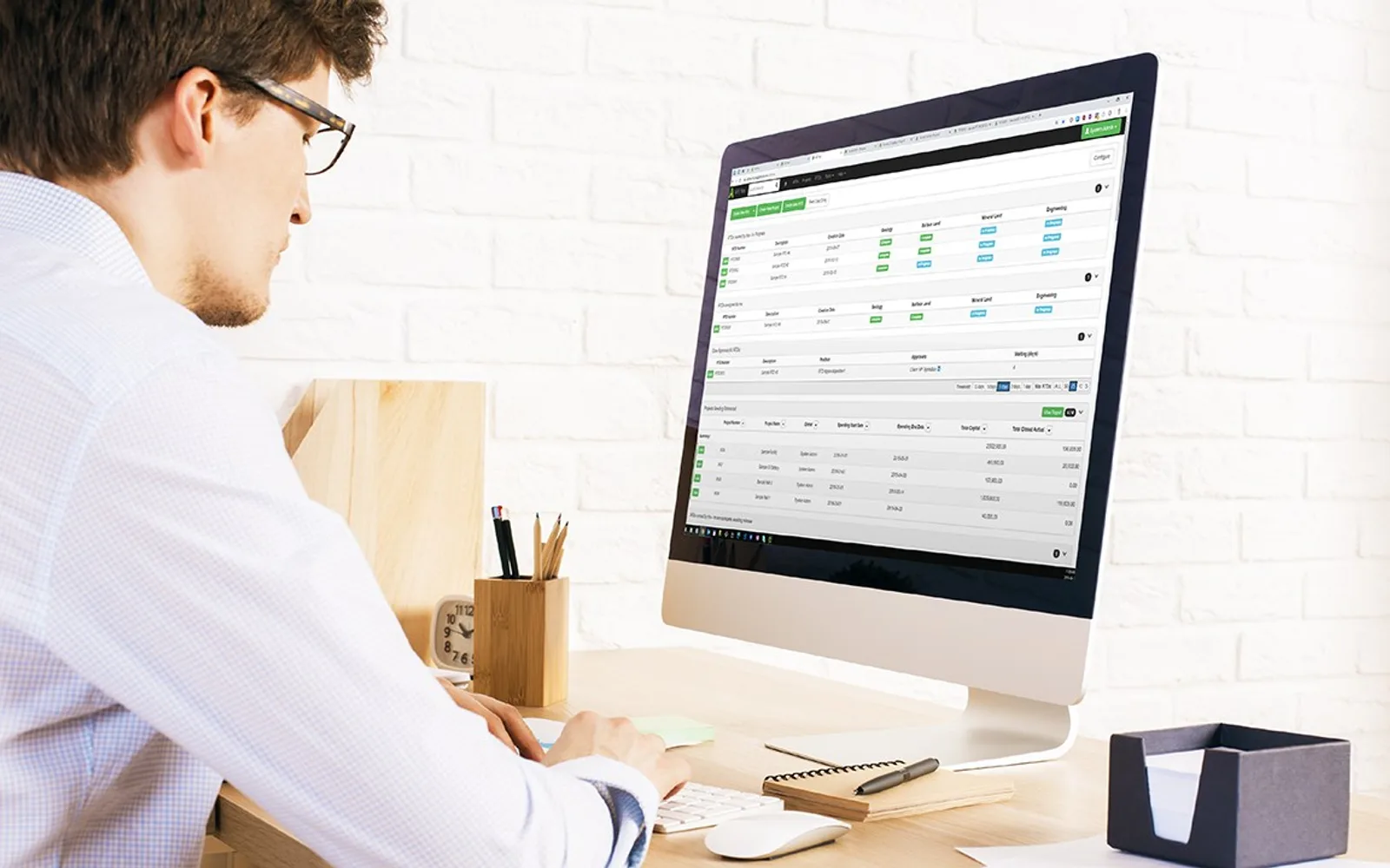 Execute — screenshot from the Microsoft Marketplace listing